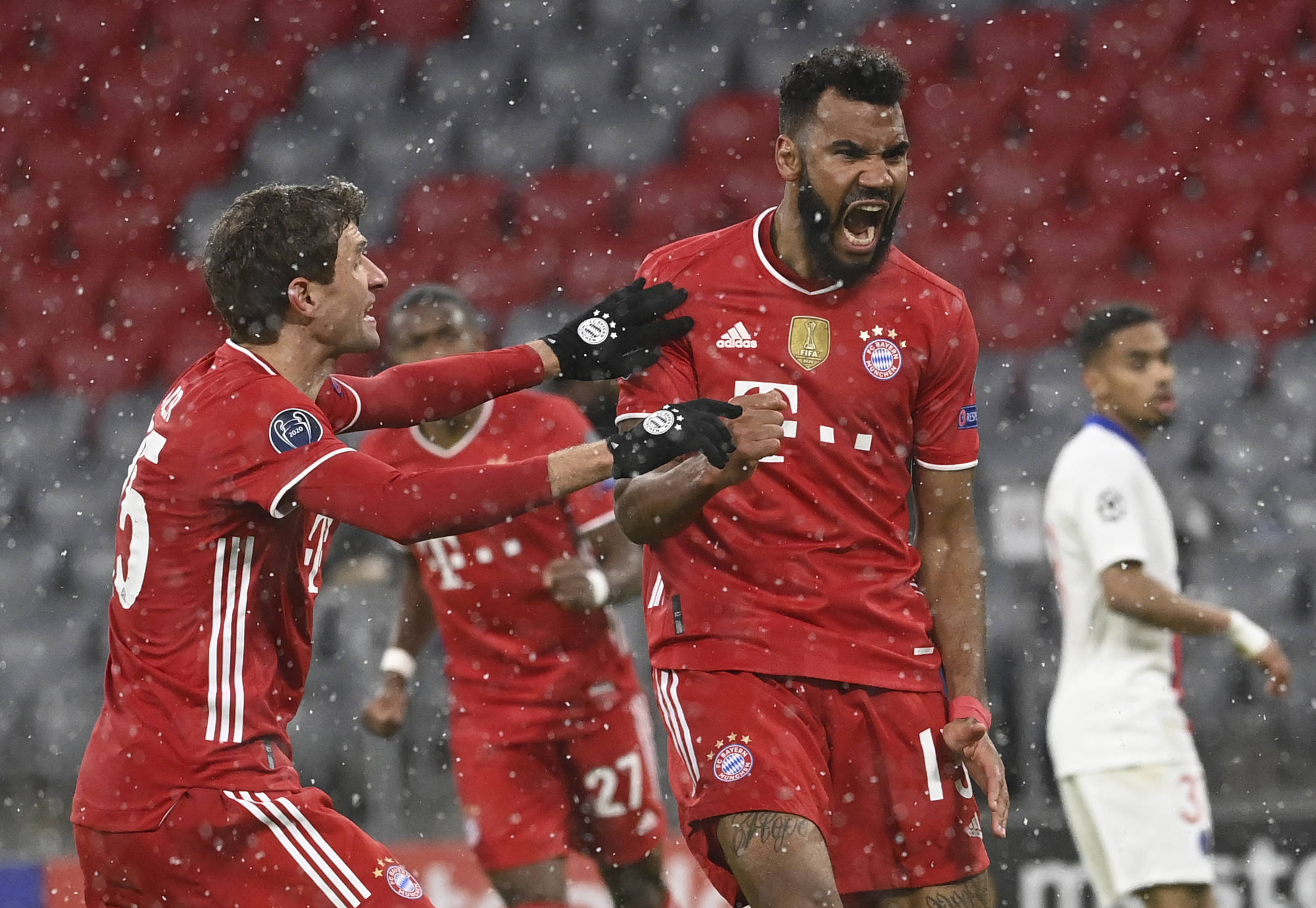 泰山足校95一代相聚淄博桓台，韦世豪、刘军帅等现役球员亮相（泰山足校95梯队齐聚淄博桓台，韦世豪、刘军帅等现役球员现身）