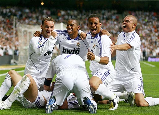 懂球帝12周年120大瞬间1／4决赛：德拜梅磊包揽，谁将杀出半区？（懂球帝12周年120大瞬间八强战：德拜梅磊包场，谁能突围半区？）