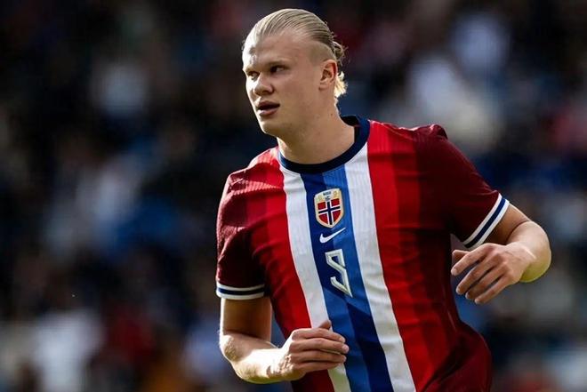 很明显，哈维＞哈维阿隆索[祈祷][good] 拉...（显而易见：哈维比哈维阿隆索更强[祈祷][good]...）