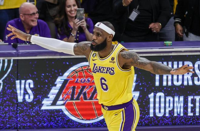 官方：朱利亚诺-西蒙尼当选马竞10月最佳球员（马竞官方：朱利亚诺-西蒙尼荣膺10月最佳球员）