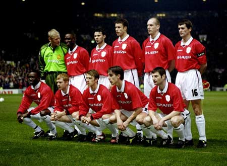 海港亚冠赛前Vlog：吉祥物伊戈已量产；林皇再度作客上海滩（海港亚冠赛前Vlog：伊戈吉祥物量产到位，林皇再访上海滩）