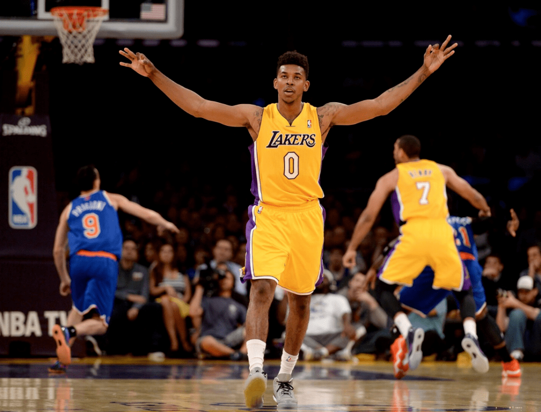 霍芬海姆1-1十人美因茨，比博绝杀被吹，科尔染红，奥尔森乌龙（霍芬海姆1-1十人美因茨：比博读秒绝杀被判无效，科尔染红，奥尔森自摆乌龙）