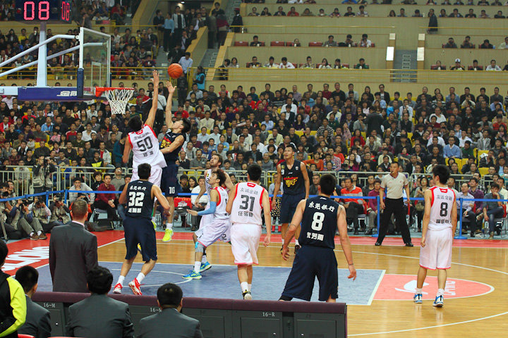 官方：川超联赛放弃版权保护，人人皆可参与传播创作（官宣：川超联赛不主张版权保护，欢迎全民自由传播与创作）